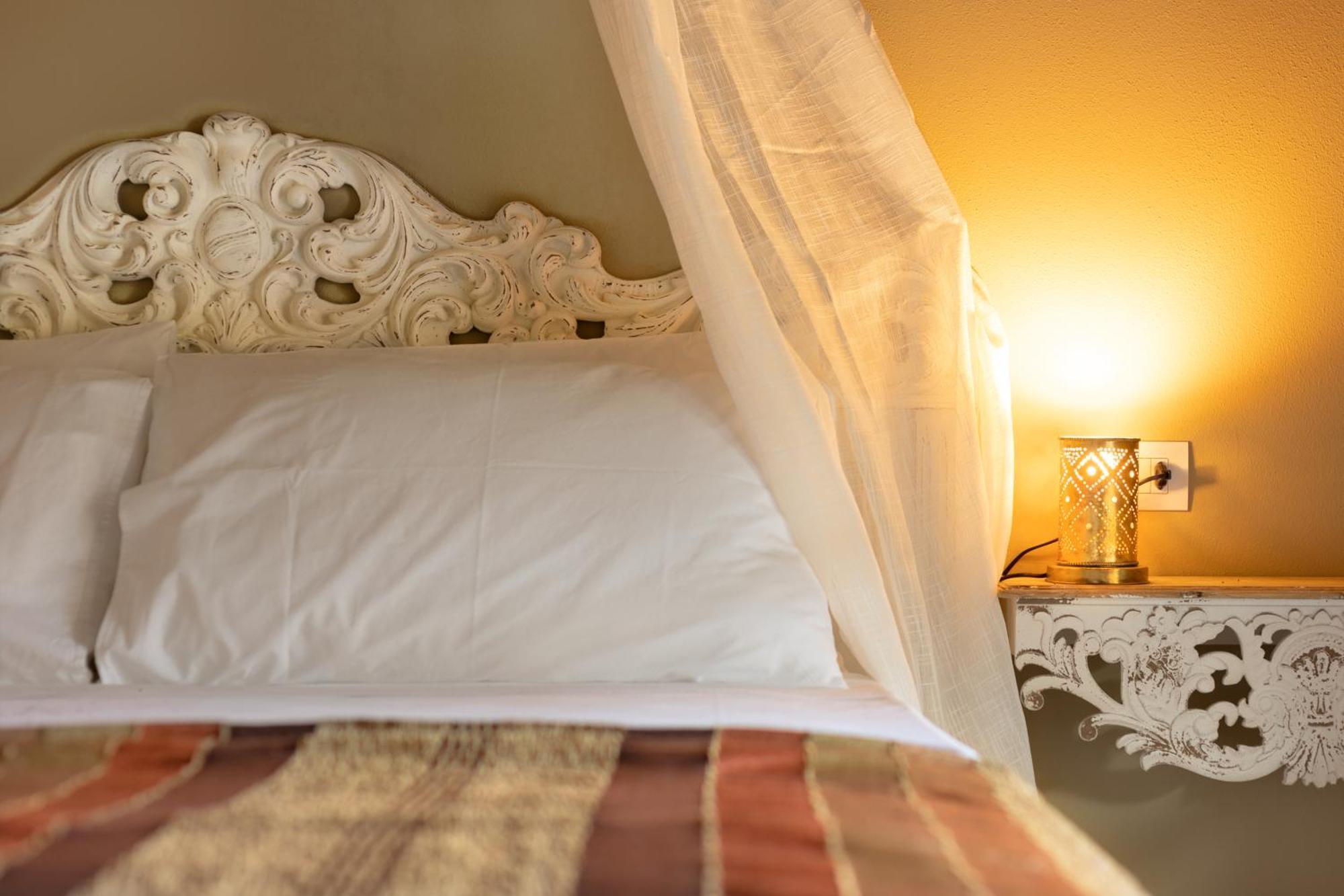 Luce Boutique Hotel Fortunago Ngoại thất bức ảnh