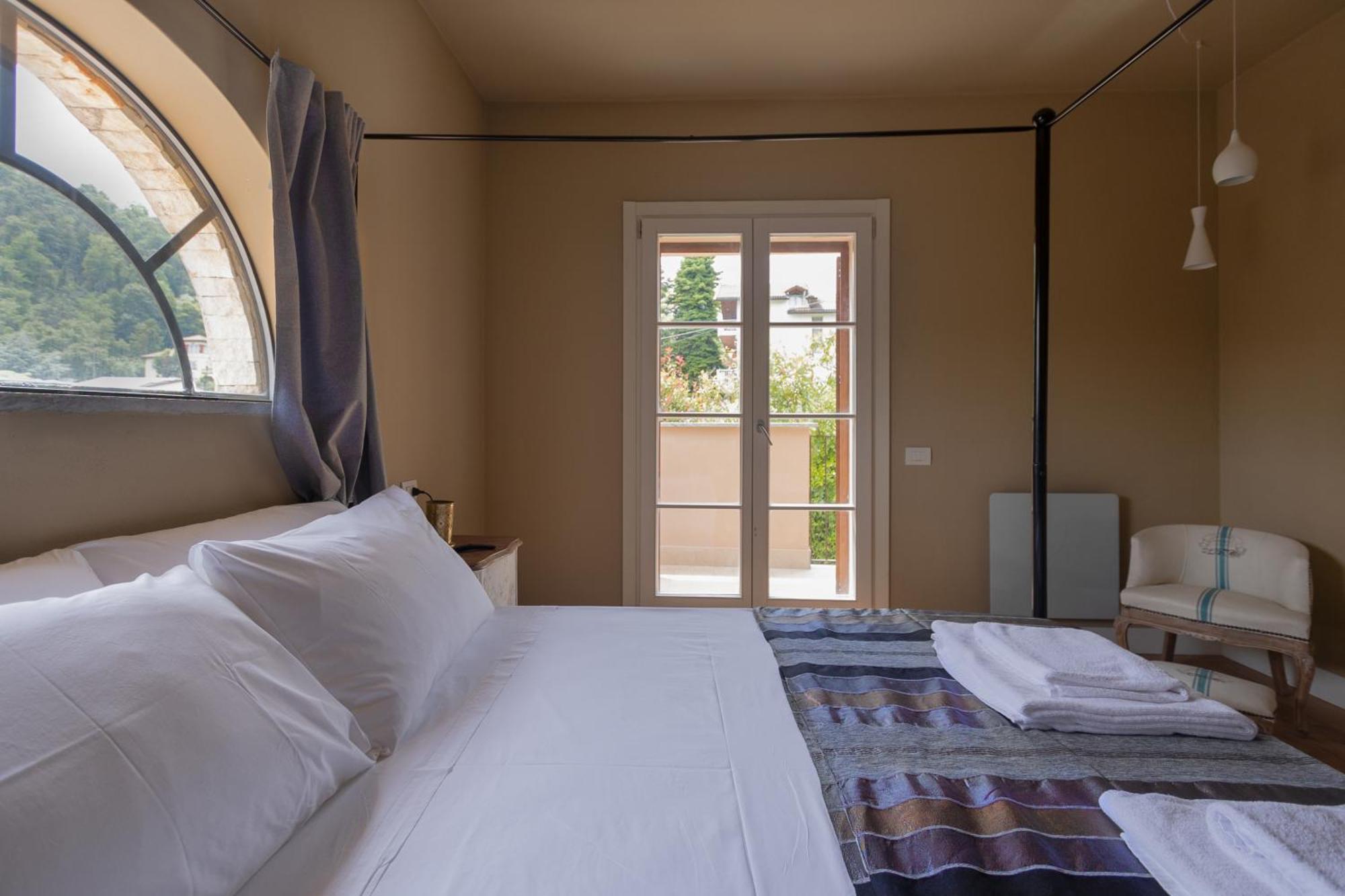 Luce Boutique Hotel Fortunago Ngoại thất bức ảnh